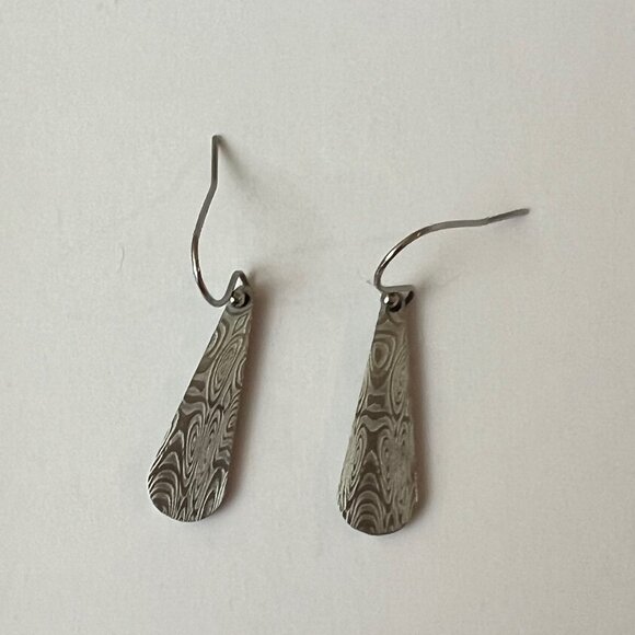 Chris Ploof Damascus stainless steel teardrop dangle Earrings EUC - Picture 2 of 9